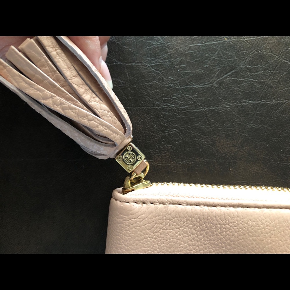 Tory Burch pink wallet - Picture 3 of 5